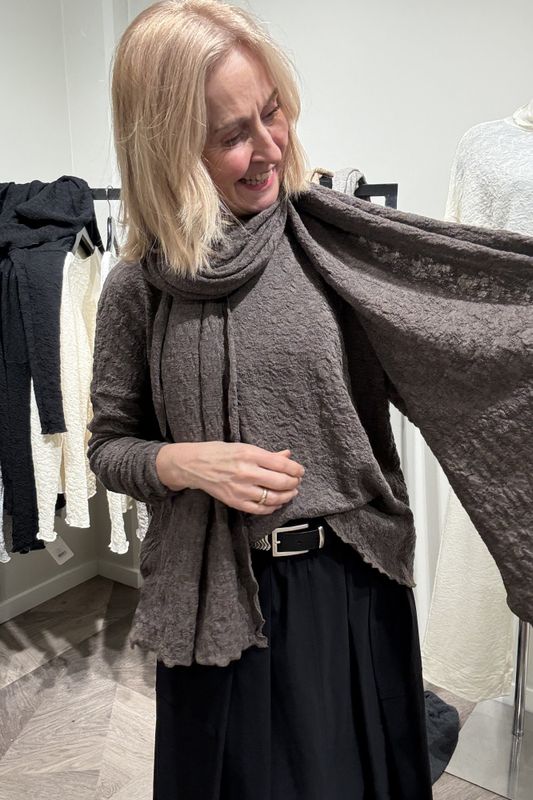 1503 By basics store buble wool skjerf