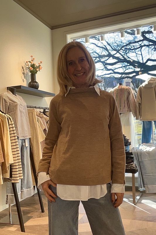 4073 blouse w. Sadleback