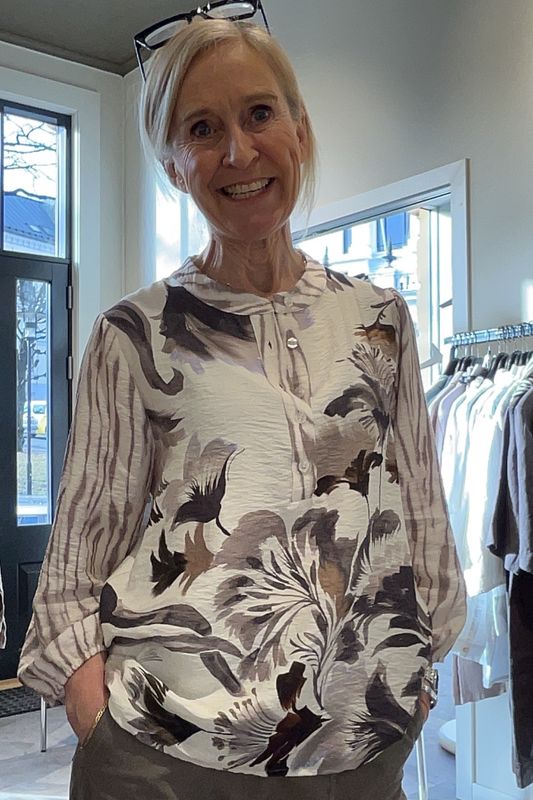 Java bluse fra 2–Biz