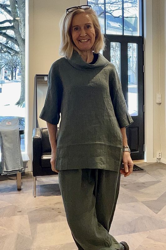 83735 Noen topp i lin