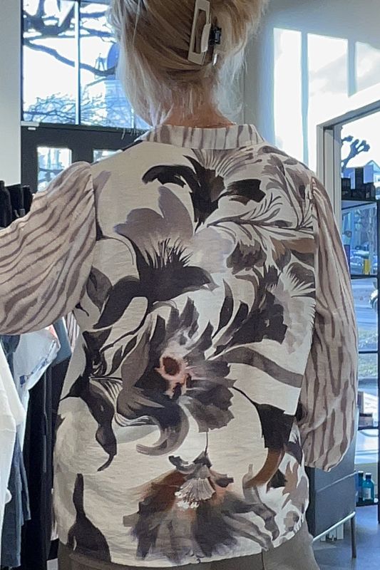 Java bluse fra 2–Biz