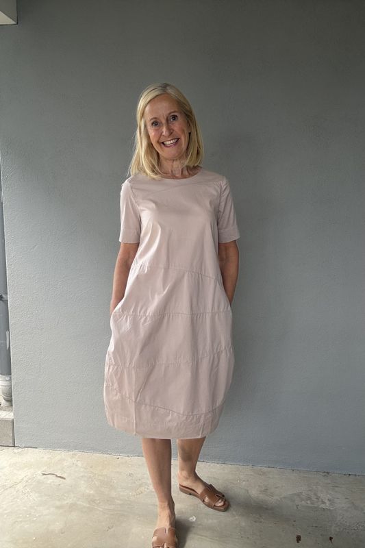 13000 By basics kjole i poplin